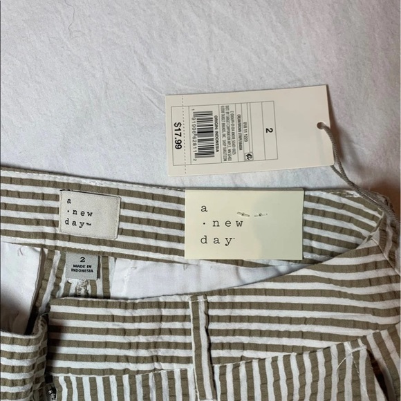 A New Day NWT Chino shorts size 2 - Picture 3 of 5